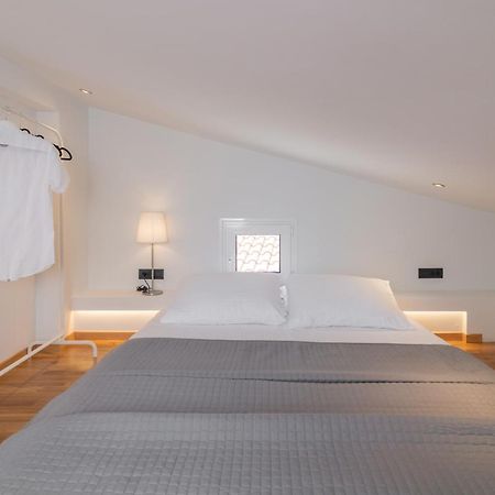 Minimal Loft With Sea View Over Zakynthos Harbor! Εξωτερικό φωτογραφία